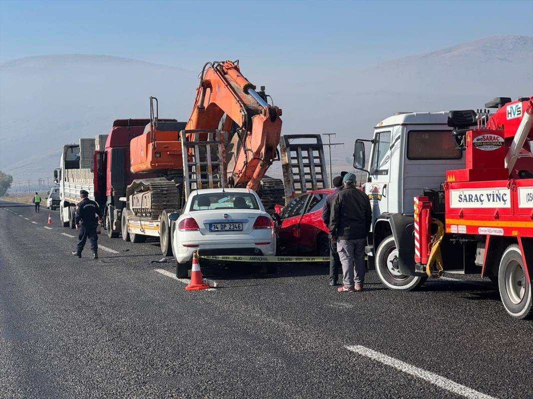 Feci kazada can veren Astsubay Ali Durgut'a Konya’da acı veda 1